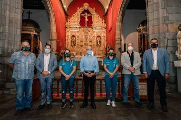 El Rocasa se encomienda al Santo Cristo para ganar la nueva temporada/TA.